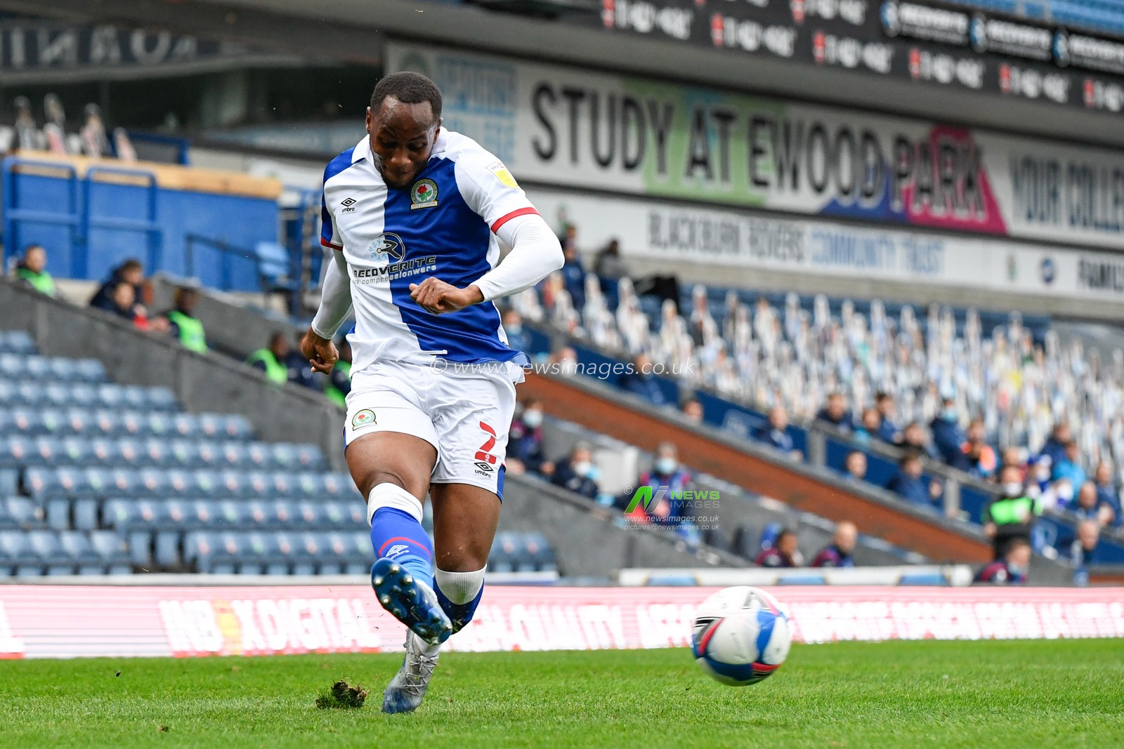 Ryan Nyambe (2) of Blackburn Rovers crosses the ball
