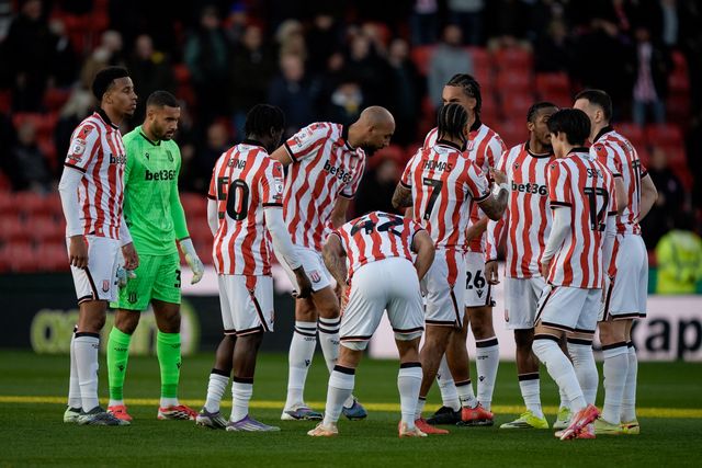 Stoke City players in a pre-match huddle during the Sky Bet Championship match Stoke City vs Millwall at Bet365 Stadium, Stoke On Trent, United Kingdom on 21 April 2026

(Photo by Maynard Manyowa/News Images)