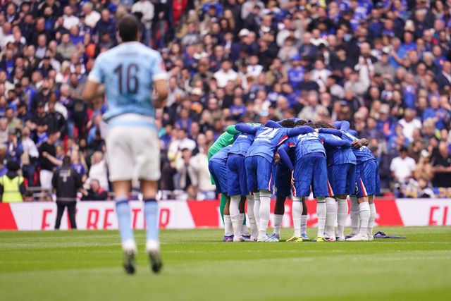 Chelsea players huddle during the Emirates FA Cup Final match Chelsea vs Manchester City at Wembley Stadium, London, United Kingdom on 16 May 2026

(Photo by Harvey Murphy/News Images)