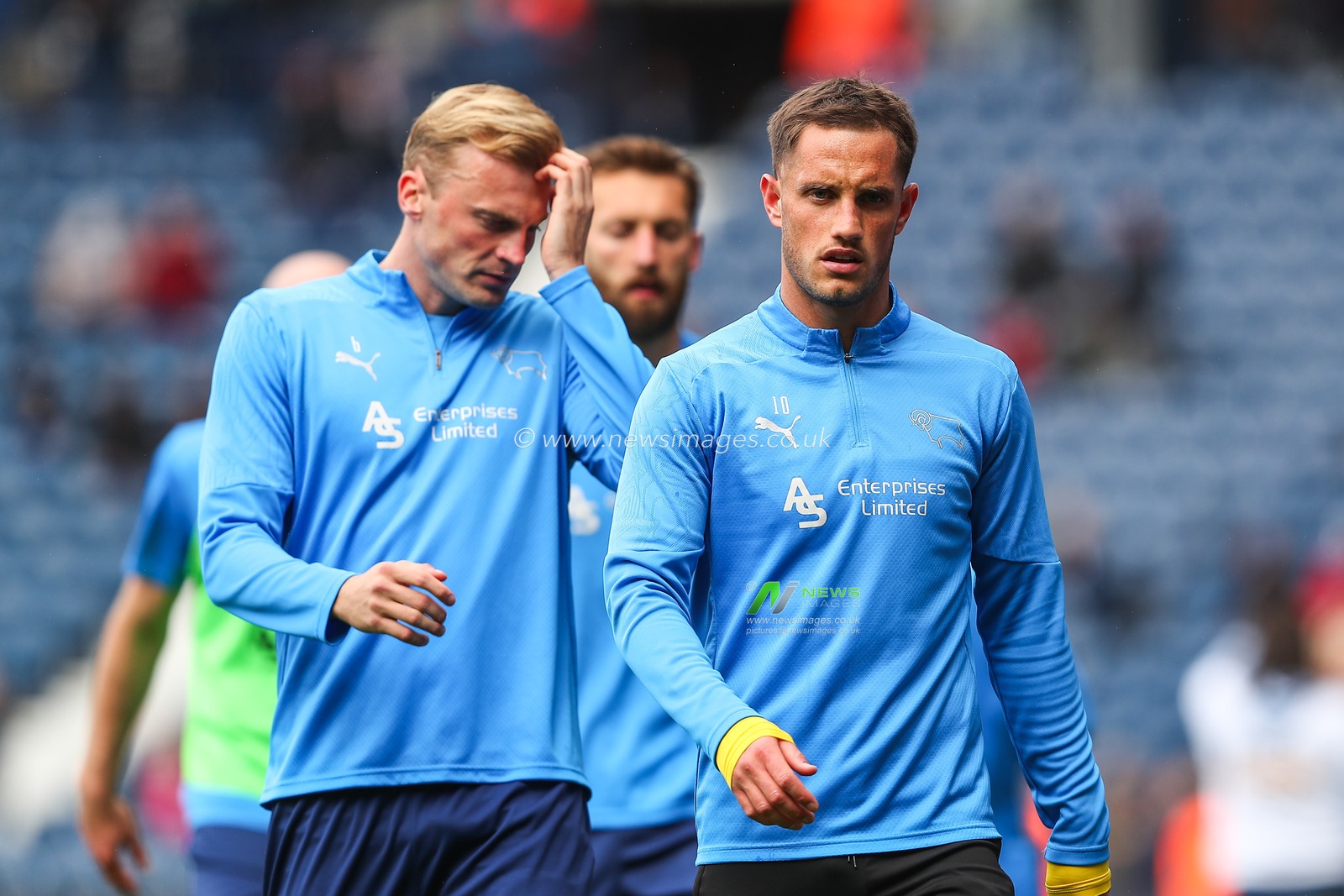 Jerry Yates of Derby County during the pre-game warm up ahead of the Sky Bet Championship match West Bromwich Albion vs Derby County at The Hawthorns, West Bromwich, United Kingdom, 21st April 2025

(Photo by Gareth Evans/News Images)