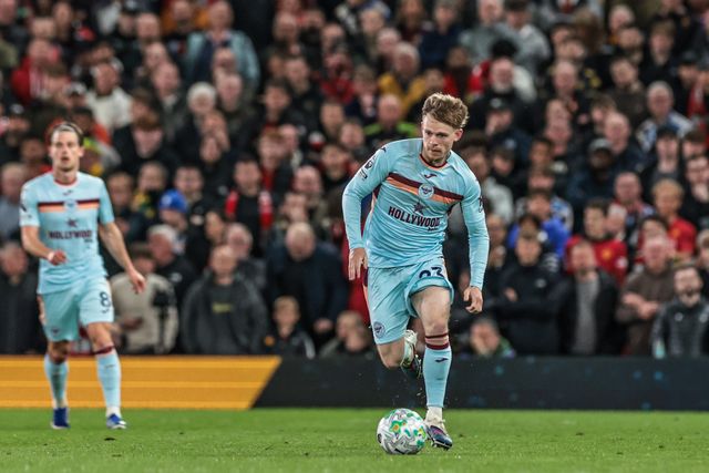 Keane Lewis-Potter of Brentford breaks with the ball during the Premier League match Manchester United vs Brentford at Old Trafford, Manchester, United Kingdom on 27 April 2026

(Photo by Mark Cosgrove/News Images)