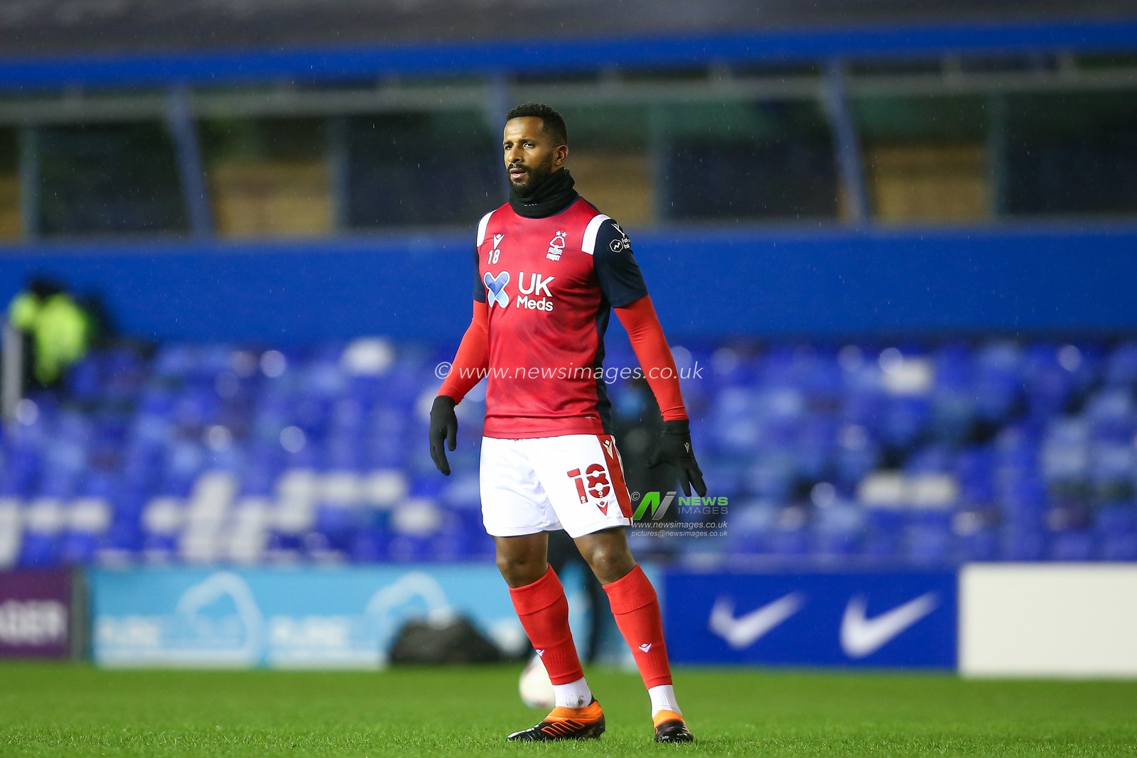 Cafu #18 of Nottingham Forest warming up ahead of the game against Coventry City