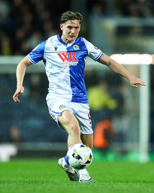 Taylor Gardner-Hickman of Blackburn Rovers passes ball forward during the Sky Bet Championship match Blackburn Rovers vs Coventry City at Ewood Park, Blackburn, United Kingdom on 17 April 2026

(Photo by Jorge Horsted/News Images)