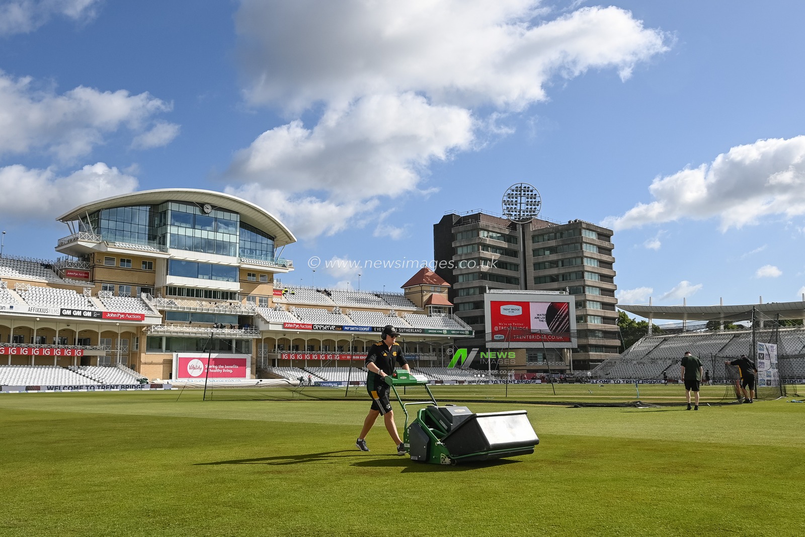 Ground staff at Trent Bridge prepare the pitch ahead of day 2 of the 2nd Test between the New Zealand Blackcaps and England at Trent Bridge Cricket Ground, Nottingham, England on Saturday 11 June 2022.
New Zealand tour of England 2022.
 Â© Craig Thomas / www.photosport.nz