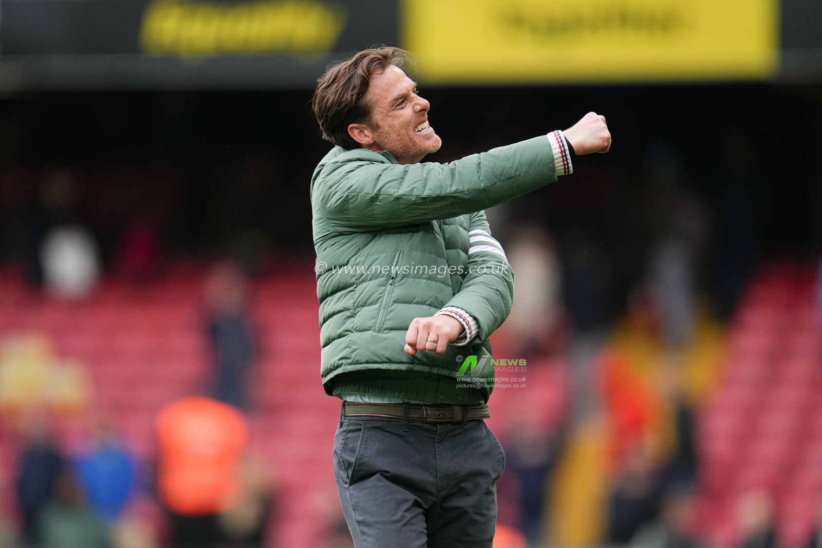 Scott Parker manager of Burnley after the Sky Bet Championship match Watford vs Burnley at Vicarage Road, Watford, United Kingdom, 18th April 2025

(Photo by Harvey Murphy/News Images)
