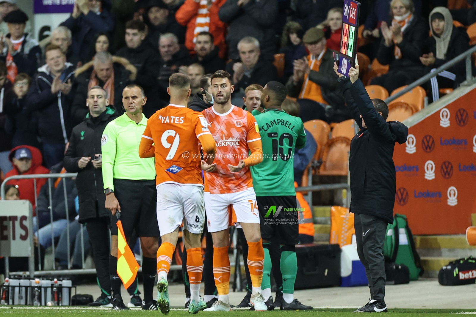 Gary Madine #14 of Blackpool comes on for Jerry Yates #9 of Blackpool