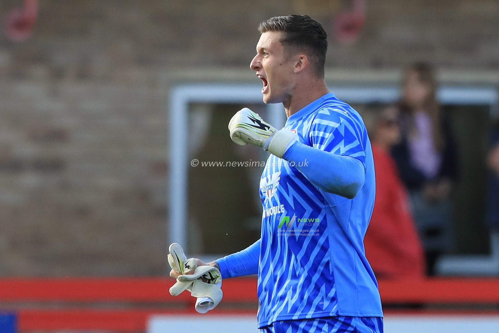 Liam Roberts #1 of Barnsley punches the air after Barnsley win 0-2 during the Sky Bet League 1 match Cheltenham Town vs Barnsley at The Jonny-Rocks Stadium, Cheltenham, United Kingdom, 2nd September 2023

(Photo by Alfie Cosgrove/News Images)