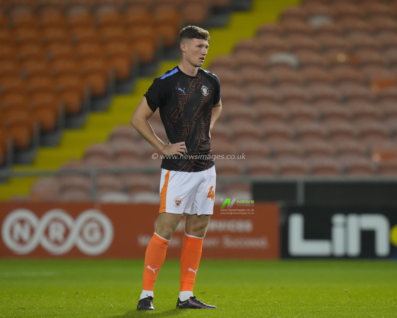 Will Squires #44 of Blackpool warms up before the EFL Trophy match Blackpool vs Liverpool U21 at Bloomfield Road, Blackpool, United Kingdom, 10th October 2023

(Photo by Steve Flynn/News Images)