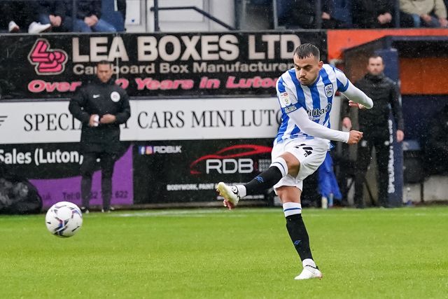 Sky Bet Championship Luton Town v Huddersfield Town