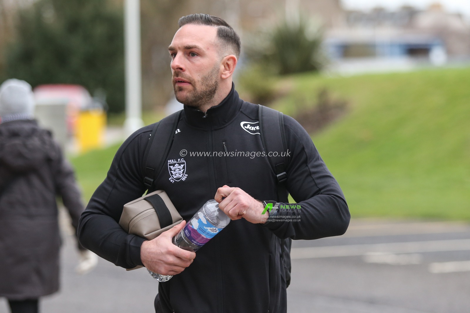 Luke Gale (7) of Hull FC arrives at the MKM Stadium