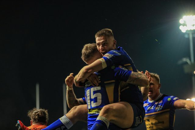 Betfred Super League round 8 Leeds Rhinos vs Castleford Tigers