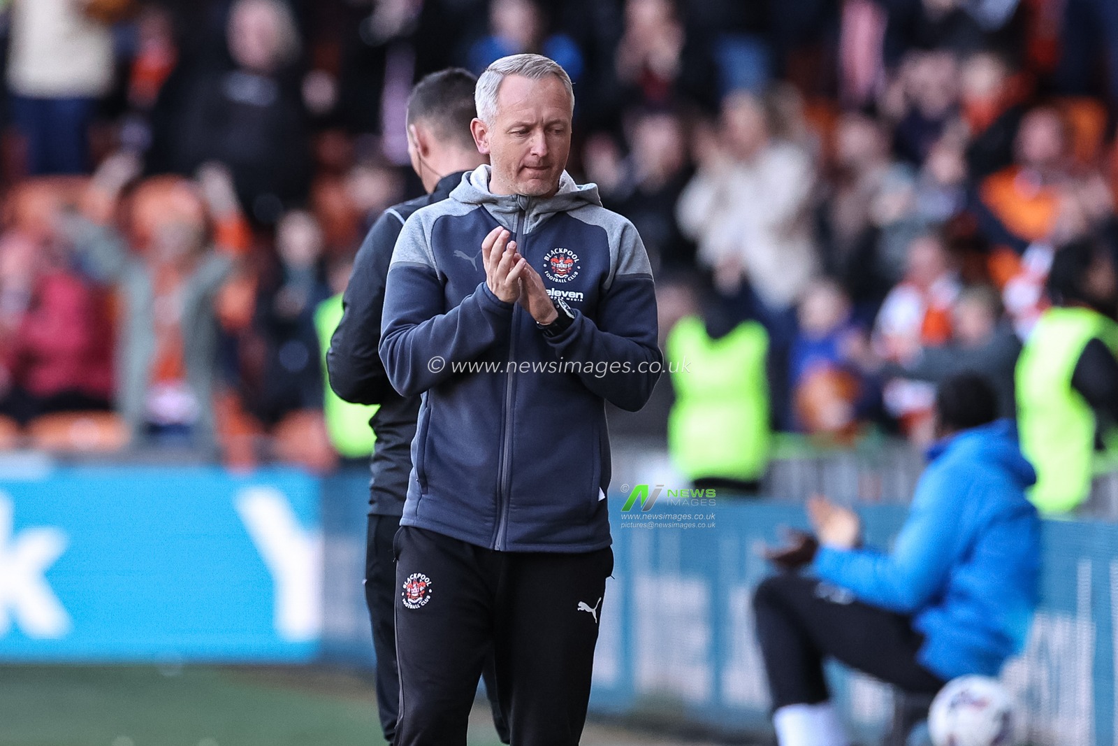 Neil Critchley manager of Blackpool celebrates the goal of Sonny Carey of Blackpool to make it 1-0 during the Sky Bet League 1 match Blackpool vs Barnsley at Bloomfield Road, Blackpool, United Kingdom, 20th April 2024

(Photo by Mark Cosgrove/News Images)