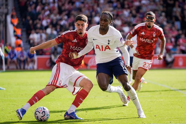 Mathys Tel of Tottenham Hotspur battles for the ball  with Jair Cunha of Nottingham Forest during the Premier League match Nottingham Forest vs Tottenham Hotspur at City Ground, Nottingham, United Kingdom on 05 September 2026

(Photo by Maynard Manyowa/News Images)