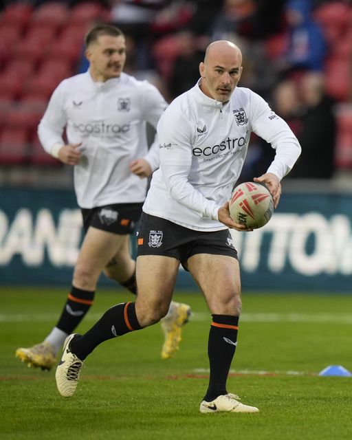 Danny Houghton of Hull FC warms up before the Betfred Super League  Round 8 match St Helens vs Hull FC at Totally Wicked Stadium, St Helens, United Kingdom, 19th April 2024

(Photo by Steve Flynn/News Images)