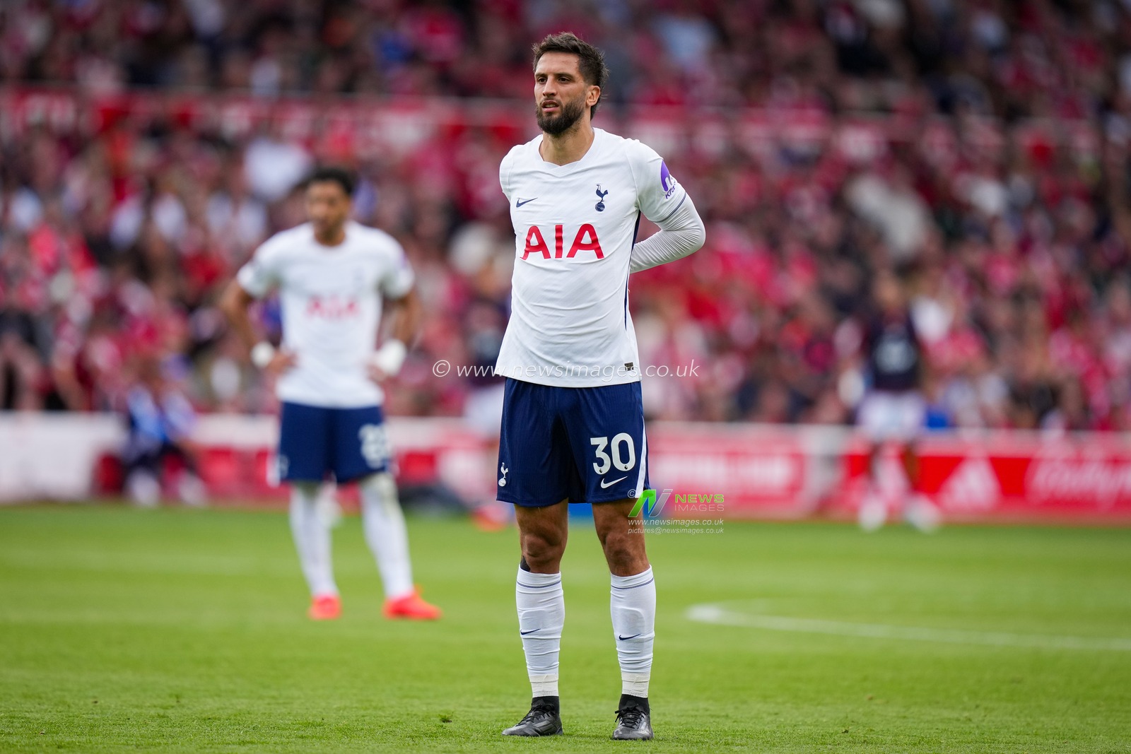 Rodrigo Bentancur of Tottenham Hotspur during the Premier League match Nottingham Forest vs Tottenham Hotspur at City Ground, Nottingham, United Kingdom on 05 September 2026

(Photo by Maynard Manyowa/News Images)
