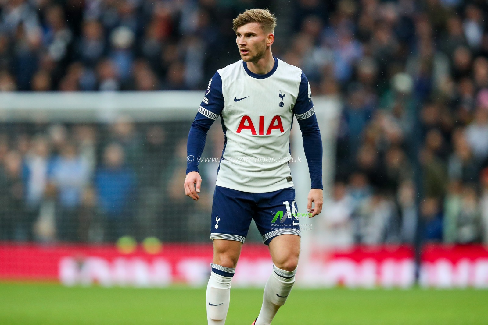Timo Werner of Tottenham Hotspur in action during the Premier League match Tottenham Hotspur vs Fulham at Tottenham Hotspur Stadium, London, United Kingdom, 1st December 2024

(Photo by Izzy Poles/News Images)