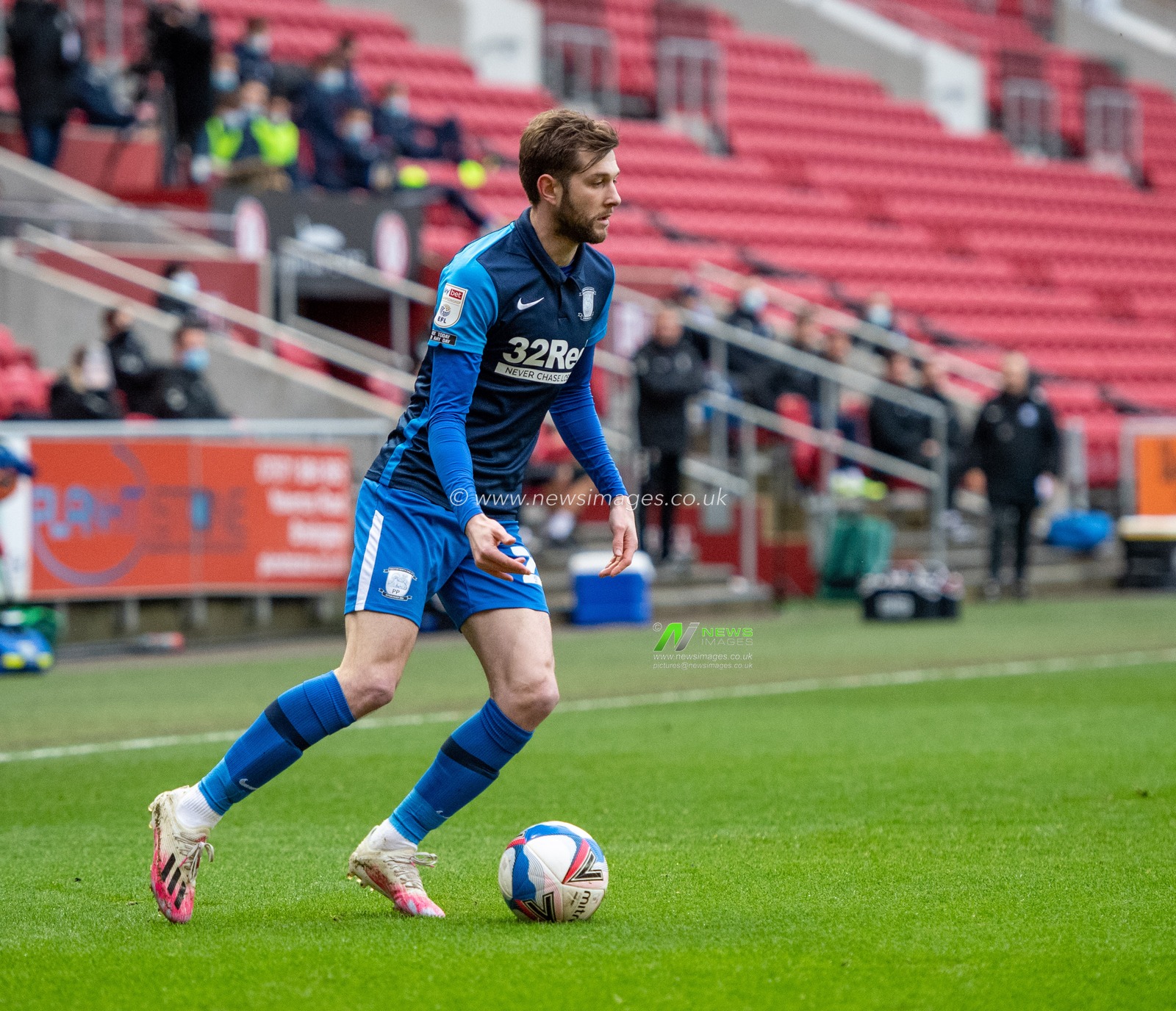 Tom Barkhuizen #29 of Preston North End