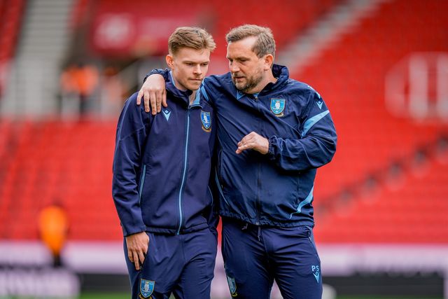 Will Grainger of Sheffield Wednesday inspects the pitch prior to kick off and speaks to first team coach Pete Shuttleworth during the Sky Bet Championship match Stoke City vs Sheffield Wednesday at Bet365 Stadium, Stoke On Trent, United Kingdom on 03 April 2026

(Photo by Maynard Manyowa/News Images)