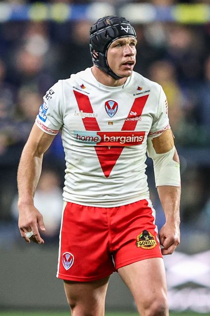 Jonny Lomax of St. Helens during the Betfred Super League play-off Eliminator 2 match Leeds Rhinos vs St Helens at Headingley Stadium, Leeds, United Kingdom, 27th September 2025

(Photo by Alfie Cosgrove/News Images)
