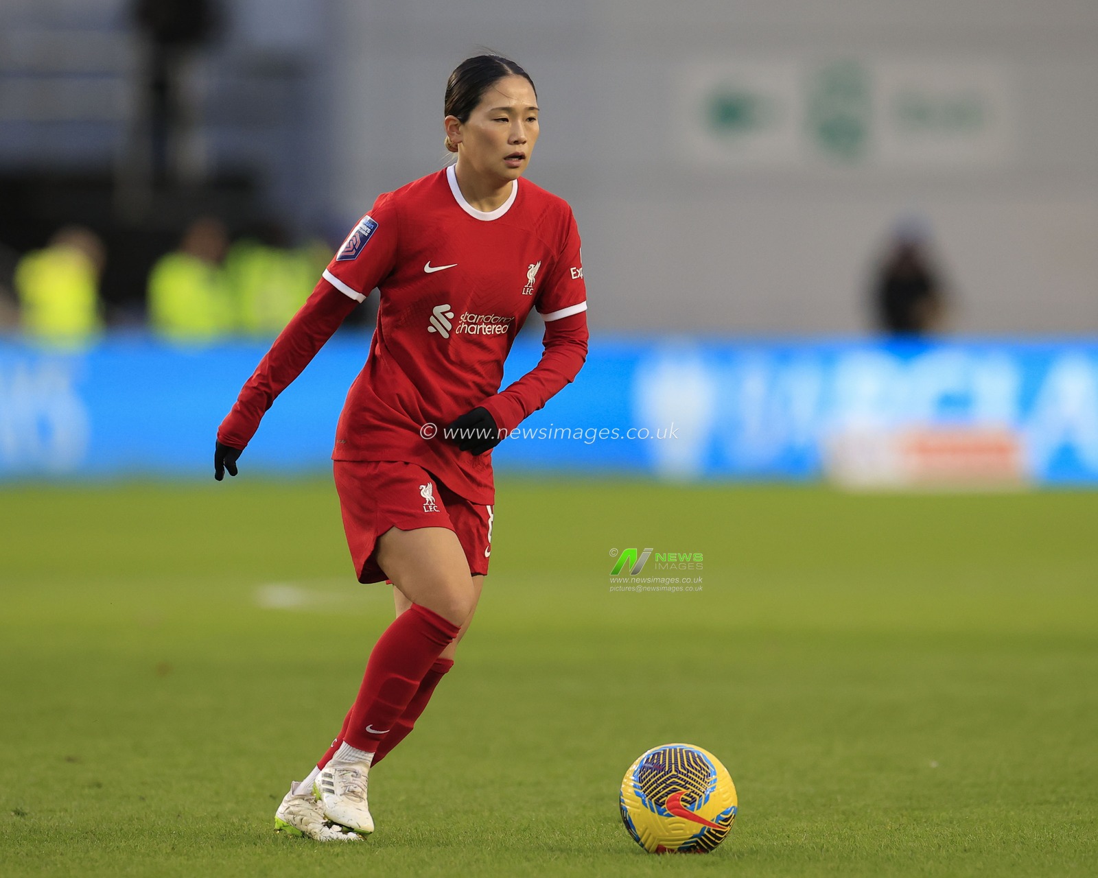 Fuka Nagano of Liverpool runs with the ball during the The FA Women's Super League match Manchester City Women vs Liverpool Women at Joie Stadium, Manchester, United Kingdom, 21st January 2024

(Photo by Conor Molloy/News Images)