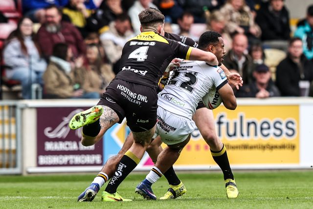 Jason Qareqare of Castleford Tigers is tackled by Sam Wood of York Knights during the Betfred Super League round 12 match York Knights vs Castleford Tigers at LNER Community Stadium, York, United Kingdom on 16 May 2026

(Photo by Alfie Cosgrove/News Images)