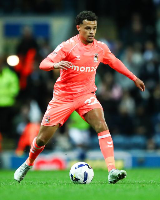 Joel Latibeaudiere of Coventry City with ball at his feet during the Sky Bet Championship match Blackburn Rovers vs Coventry City at Ewood Park, Blackburn, United Kingdom on 17 April 2026

(Photo by Jorge Horsted/News Images)