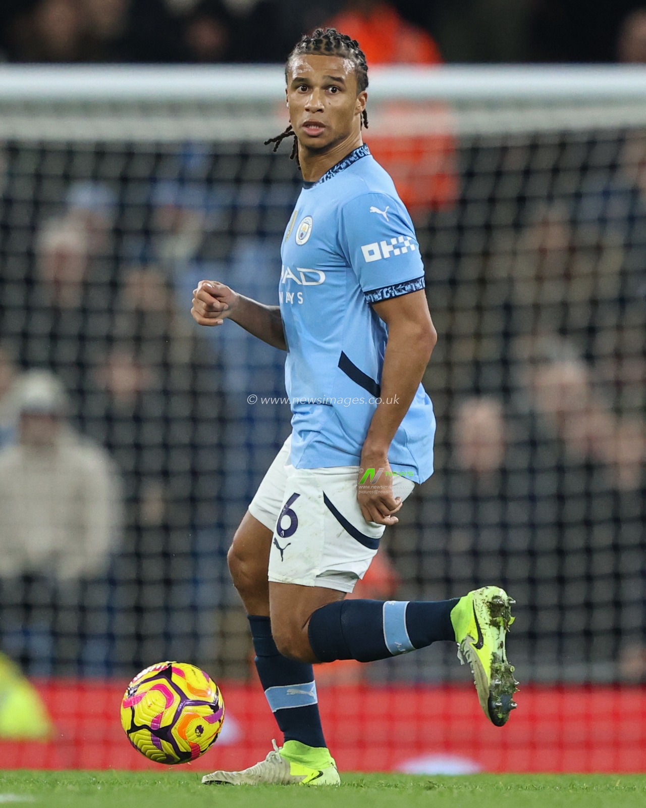 Nathan AkÃ© of Manchester City during the Premier League match Manchester City vs Nottingham Forest at Etihad Stadium, Manchester, United Kingdom, 4th December 2024

(Photo by Alfie Cosgrove/News Images)