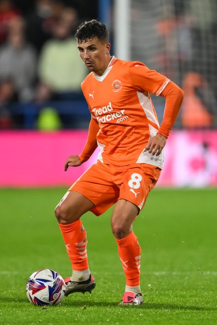 Albie Morgan of Blackpool in action during the Sky Bet League 1 match Huddersfield Town vs Blackpool at John Smith's Stadium, Huddersfield, United Kingdom, 24th September 2024

(Photo by Craig Thomas/News Images)