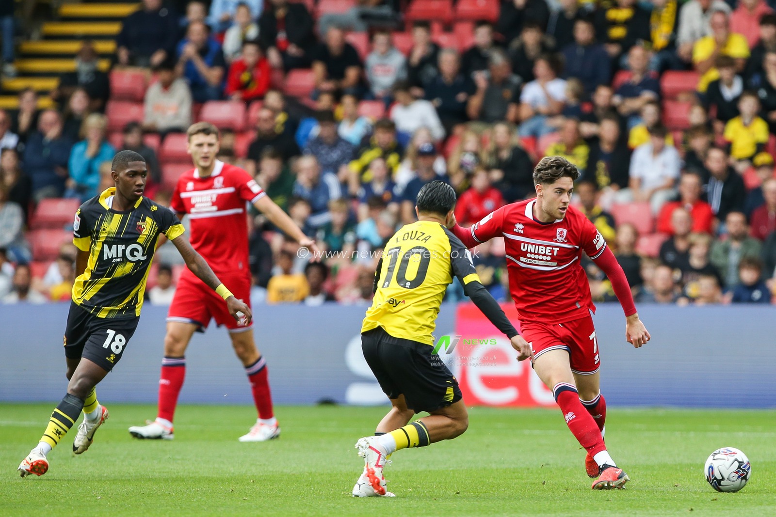 Hayden Hackney #7 of Middlesbrough passes the ball during the Sky Bet Championship match Watford vs Middlesbrough at Vicarage Road, Watford, United Kingdom, 30th September 2023

(Photo by Arron Gent/News Images)