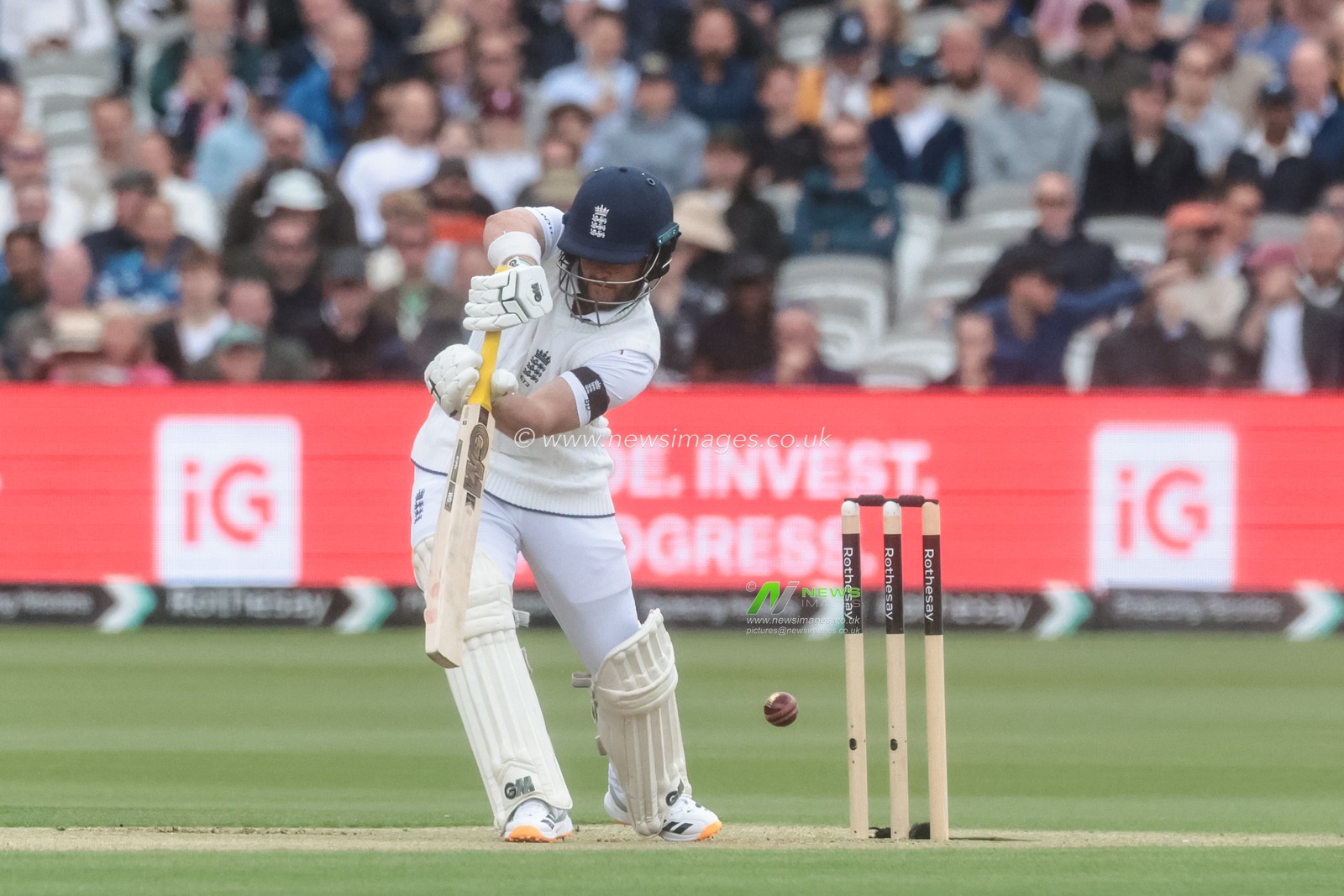 Ben Duckett of England plays a safety shot during the 1st Rothesay Test Match Day 1 England vs New Zealand at Lords, London, United Kingdom on 04 June 2026

(Photo by Mark Cosgrove/News Images)