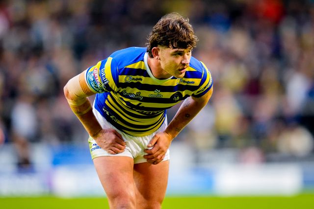 Jordan Crowther of Warrington Wolves during the Betfred Super League round 14 match St Helens vs Warrington Wolves at The BrewDog Stadium, St Helens, United Kingdom on 11 June 2026

(Photo by Maynard Manyowa/News Images)