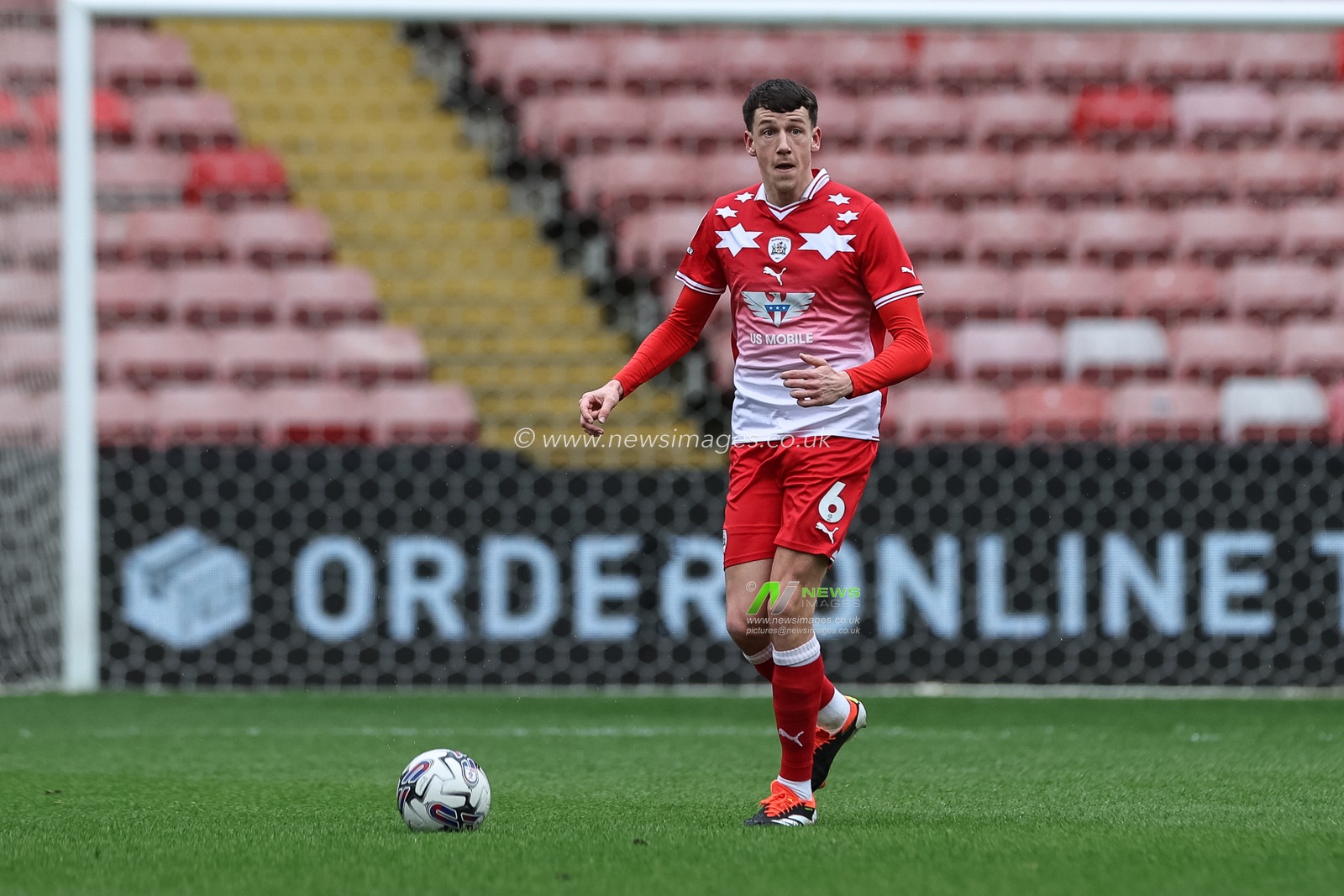 MaÃ«l de Gevigney of Barnsley in action during the Sky Bet League 1 match Barnsley vs Cheltenham Town at Oakwell, Barnsley, United Kingdom, 16th March 2024

(Photo by Mark Cosgrove/News Images)