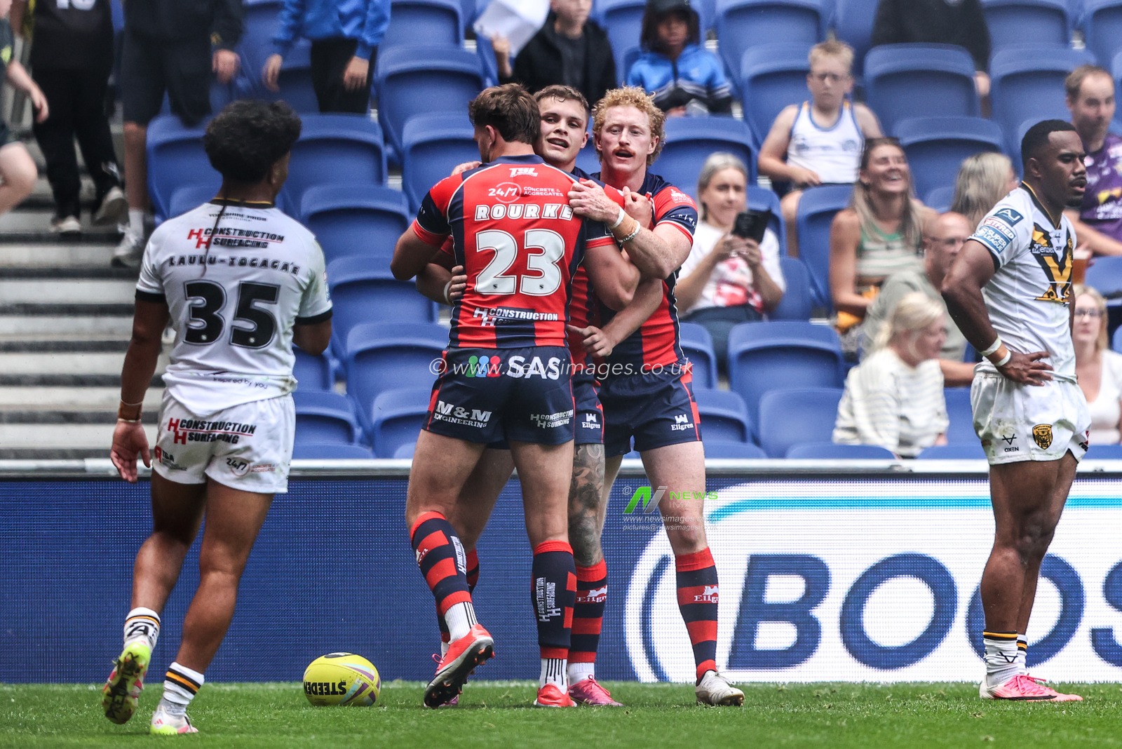 Cameron Scott of Wakefield Trinity celebrates his try during the Betfred Super League Magic Weekend match Wakefield Trinity vs Castleford Tigers at Hill Dickinson Stadium, Liverpool, United Kingdom on 05 July 2026

(Photo by Alfie Cosgrove/News Images)