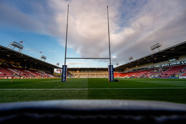 A general view of the pitch, goal and stands during the Betfred Challenge Cup Quarter Final match St Helens vs Catalans Dragons at The BrewDog Stadium, St Helens, United Kingdom on 10 April 2026

(Photo by Maynard Manyowa/News Images)