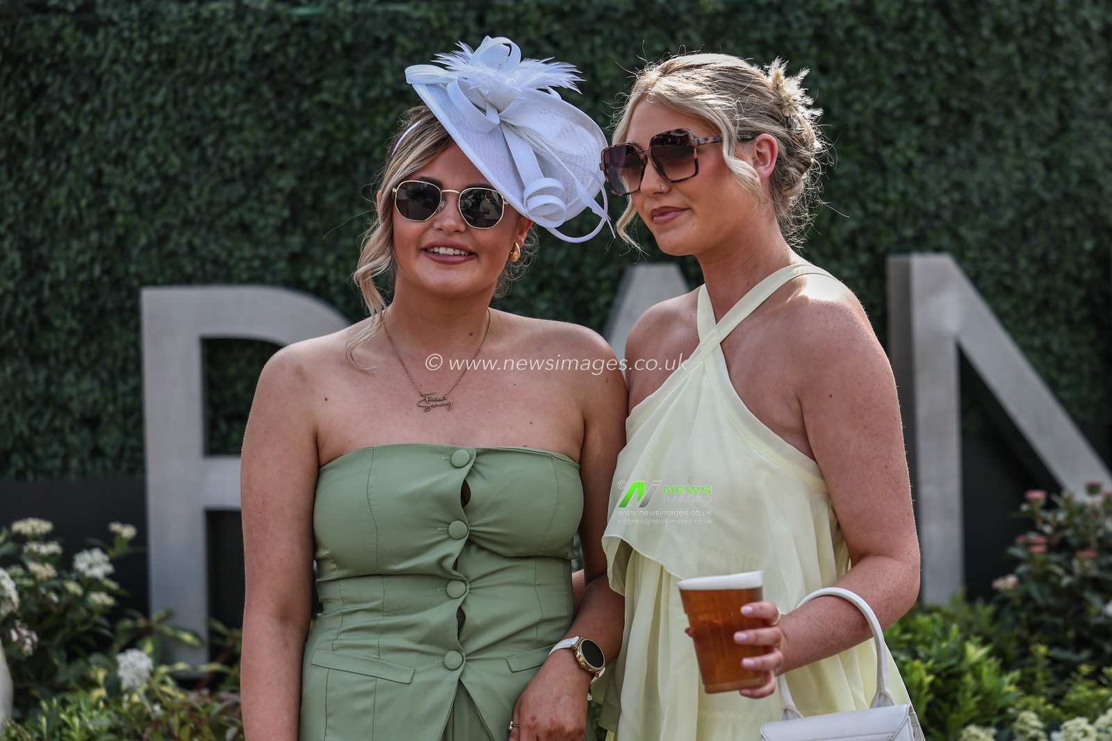 Ladies arrive during the Randox Grand National 2025 Day 2 Ladies Day at Aintree Racecourse, Liverpool, United Kingdom, 4th April 2025

(Photo by Mark Cosgrove/News Images)