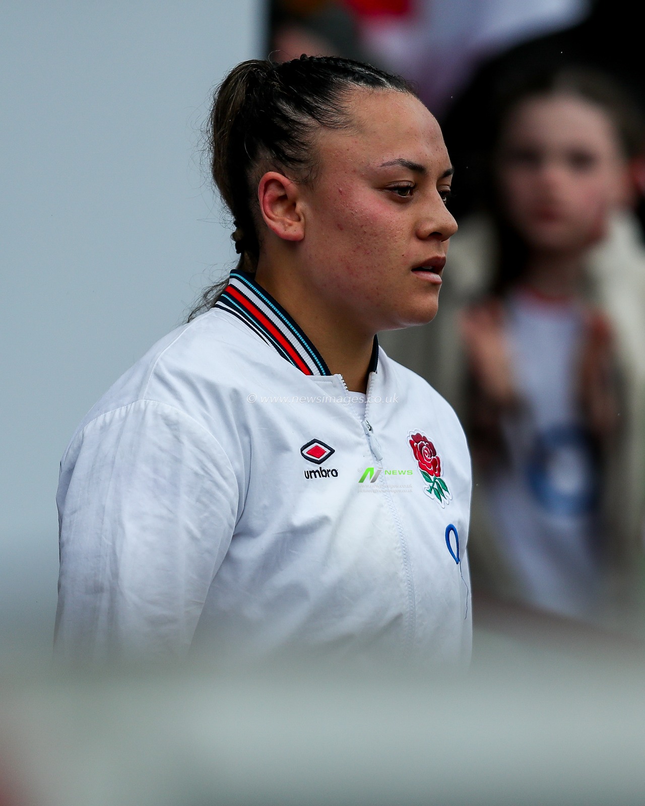 Maud Muir of England Women takes to the field prior to the 2025 Guinness Womenâ€™s 6 Nations match England vs Scotland at Mattioli Woods Welford Road Stadium, Leicester, United Kingdom, 19th April 2025

(Photo by Izzy Poles/News Images)