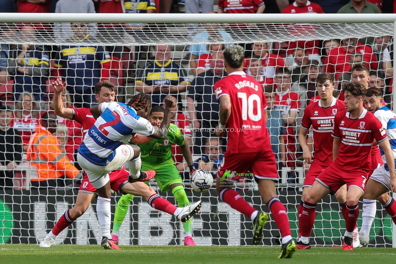 Osman Kakay #2 of Queens Park Rangers takes a shot during the Sky Bet Championship match Middlesbrough vs Queens Park Rangers at Riverside Stadium, Middlesbrough, United Kingdom, 2nd September 2023

(Photo by James Heaton/News Images)
