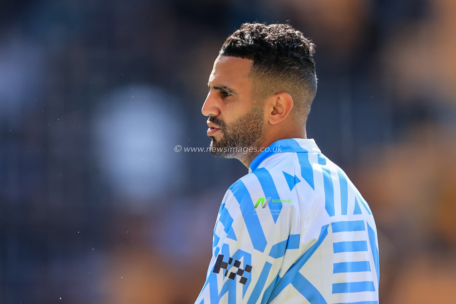 Riyad Mahrez #26 of Manchester City in the pre-game warmup during the Premier League match Wolverhampton Wanderers vs Manchester City at Molineux, Wolverhampton, United Kingdom, 17th September 2022

(Photo by Conor Molloy/News Images)