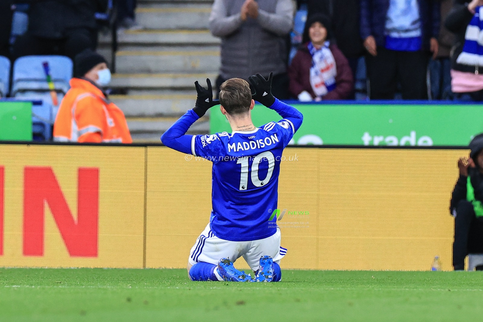 James Maddison #10 of Leicester City celebrates his goal to make it 1-0