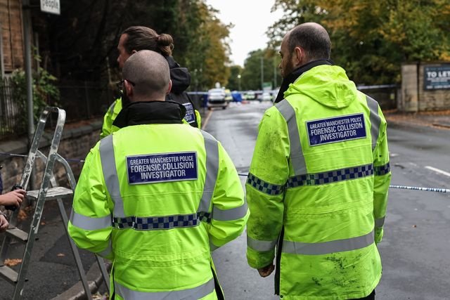 Greater Manchester Police Forensic Collision investigators arrive during the Manchester synagogue terror attack day 2 at Heaton Park Shul, Manchester, United Kingdom, 3rd October 2025

(Photo by Mark Cosgrove/News Images)