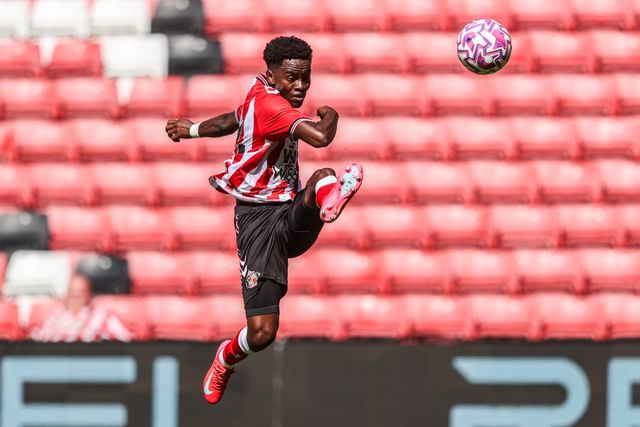 Simon Adingra of Sunderland during the Pre-season friendly match Sunderland vs Real Betis at Stadium Of Light, Sunderland, United Kingdom, 2nd August 2025

(Photo by Alfie Cosgrove/News Images)
