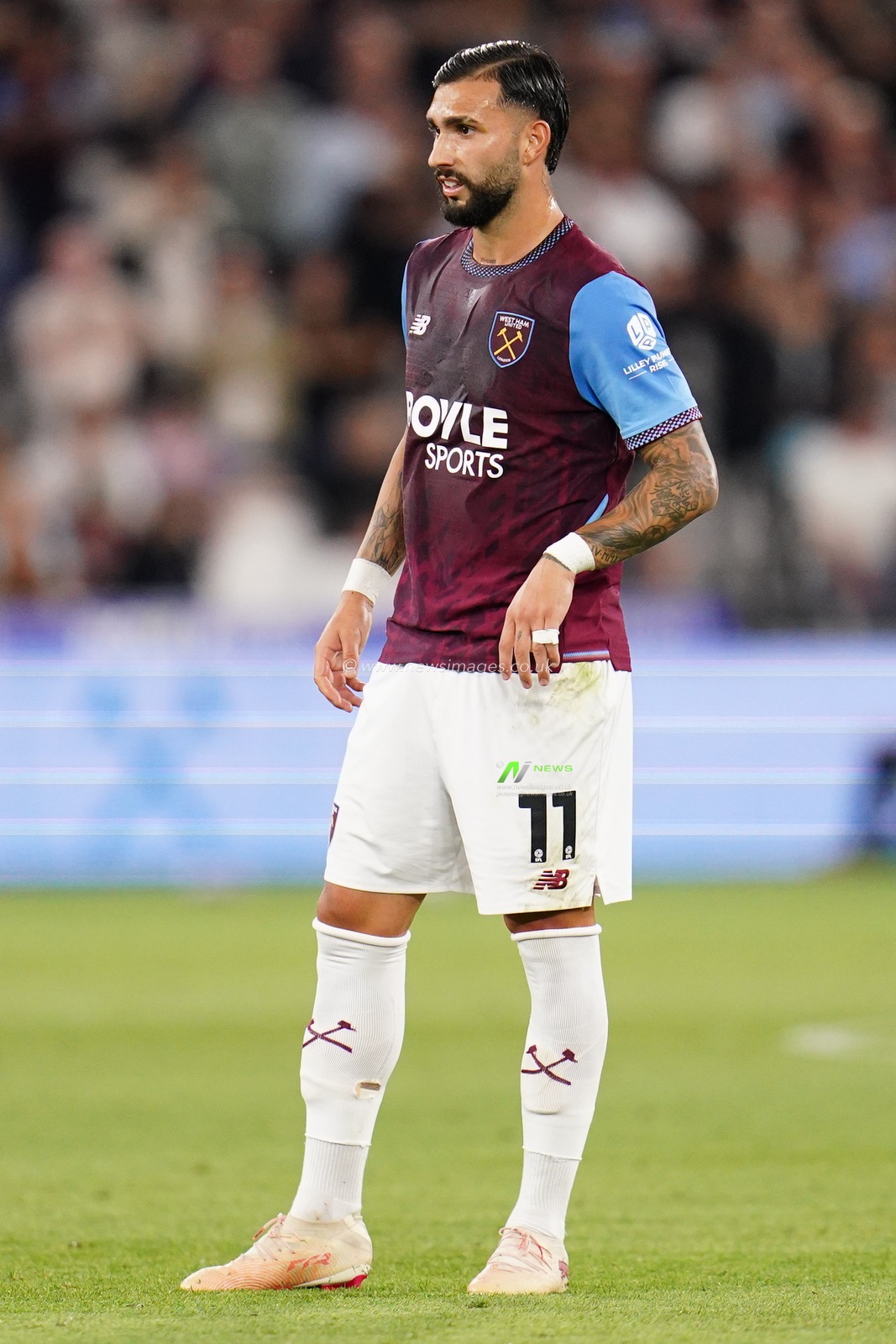 Valentin Castellanos of West Ham United during the Sky Bet Championship match West Ham United vs Wolverhampton Wanderers at London Stadium, London, United Kingdom on 01 September 2026

(Photo by Harvey Murphy/News Images)
