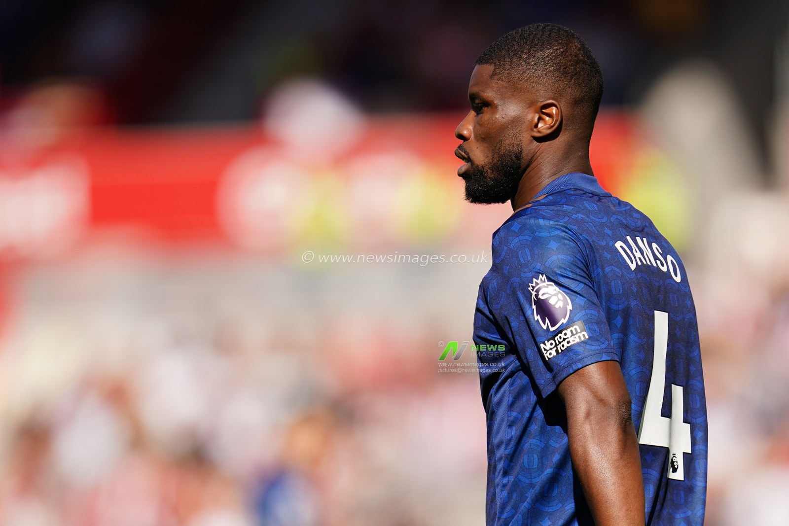 Kevin Danso of Sunderland during the Premier League match Brentford vs Sunderland at GTECH Community Stadium, London, United Kingdom on 05 September 2026

(Photo by Harvey Murphy/News Images)