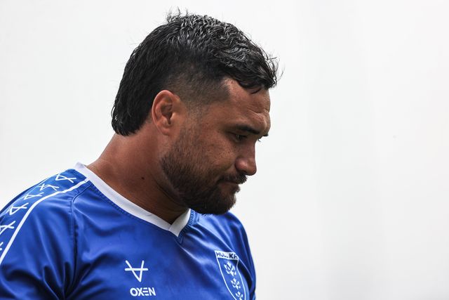 Peta Hiku of Hull KR in the pre-game warm up during the Betfred Super League round 21 match Hull KR vs Castleford Tigers at Sewell Group Craven Park, Kingston upon Hull, United Kingdom, 9th August 2025

(Photo by Alfie Cosgrove/News Images)