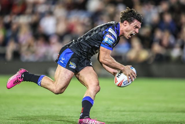 Betfred Super League round 21 Leigh Leopards v Leeds Rhinos