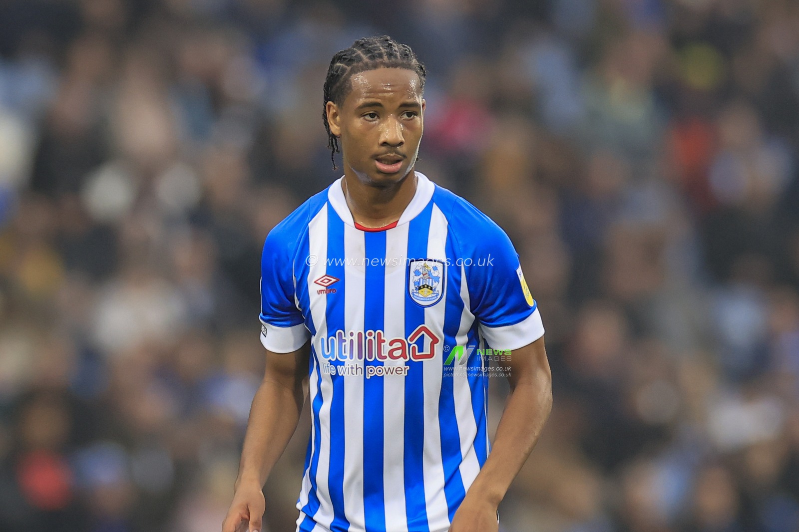 Etienne Camara #24 of Huddersfield Town during the Sky Bet Championship match Huddersfield Town vs Millwall at John Smith's Stadium, Huddersfield, United Kingdom, 29th October 2022

(Photo by Conor Molloy/News Images)