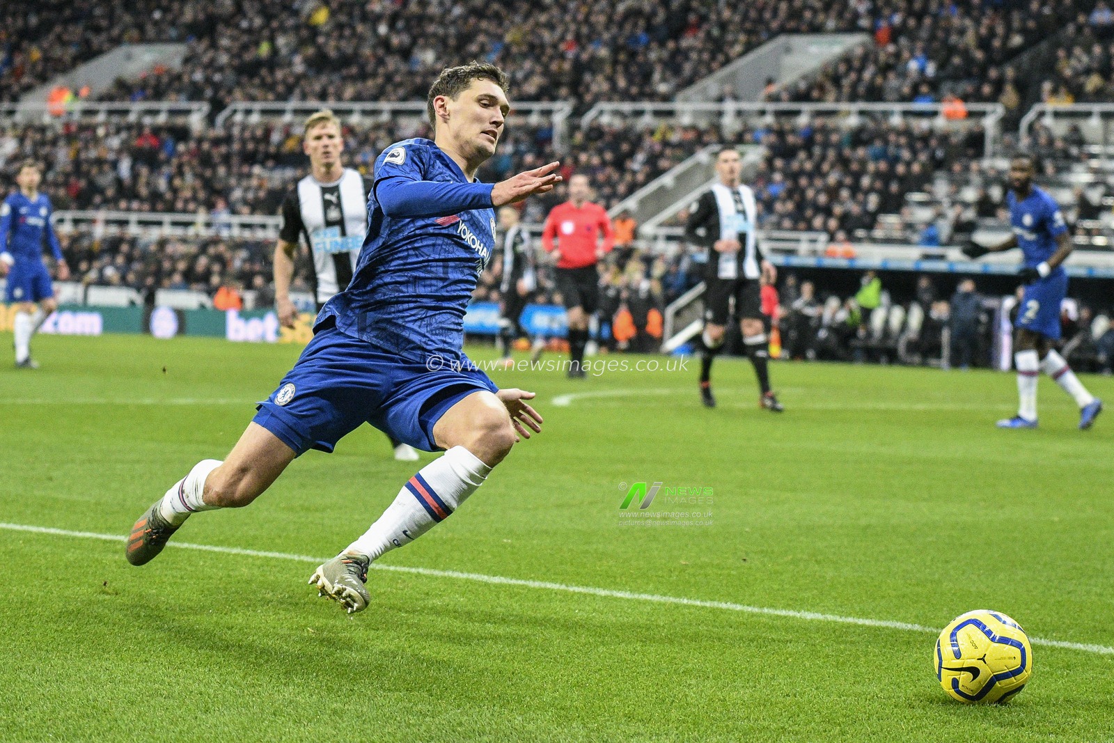 18th January 2020, St. James's Park, Newcastle, England; Premier League, Newcastle United v Chelsea : Andreas Christensen (4) of Chelsea chases the ball

Credit: Iam Burn/News Images