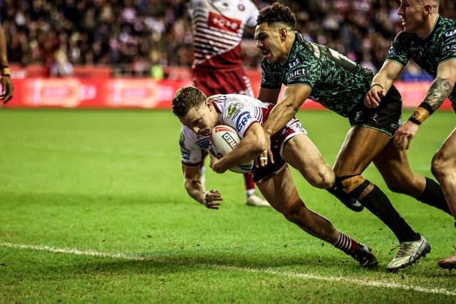 Jai Field of Wigan Warriors goes over for a try during the Betfred Super League match Wigan Warriors vs Leigh Leopards at The Brick Community Stadium, Wigan, United Kingdom on 26 February 2026

(Photo by Alfie Cosgrove/News Images)