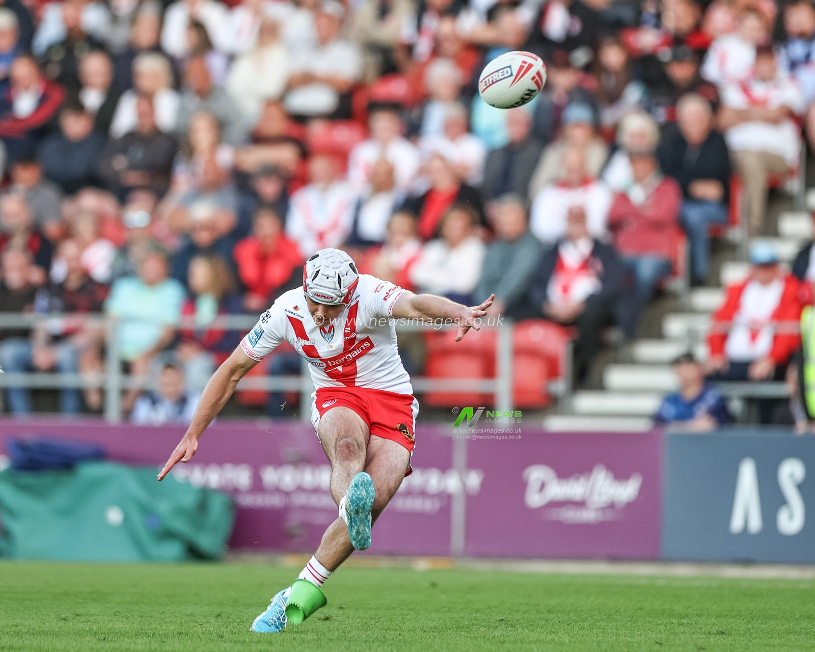 George Whitby of St. Helens converts for a goal during the Betfred Super League Round 11 match St Helens vs Catalans Dragons at Totally Wicked Stadium, St Helens, United Kingdom, 15th May 2025

(Photo by Mark Cosgrove/News Images)