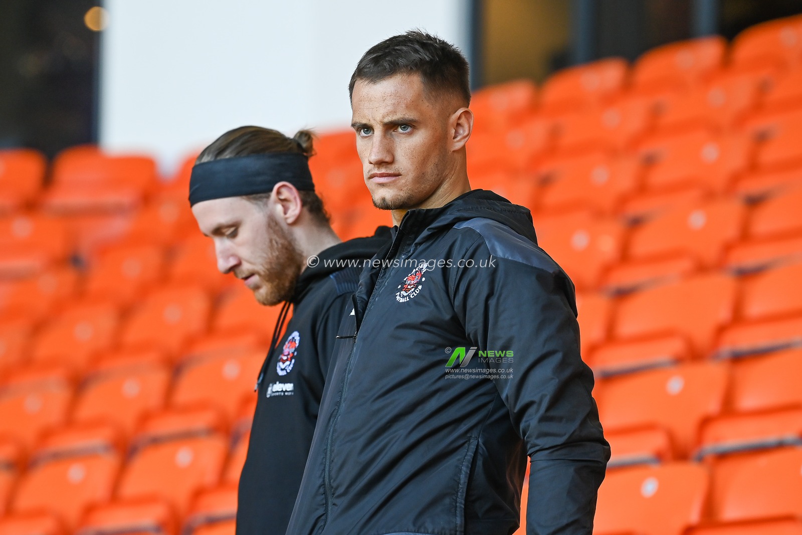 Jerry Yates #9 of Blackpool arrives at Bloomfield Road